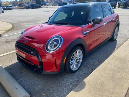 2023 MINI Hardtop Newberry SC