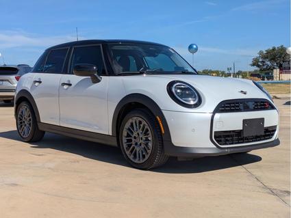 2025 MINI Hardtop Pleasanton TX