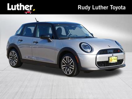 2025 MINI Hardtop Minneapolis MN