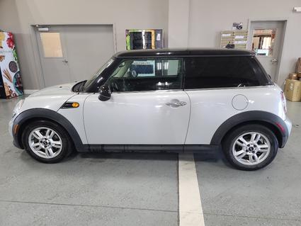 2013 MINI Hardtop Manchester IA
