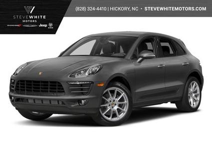 2017 Porsche Macan Newton NC