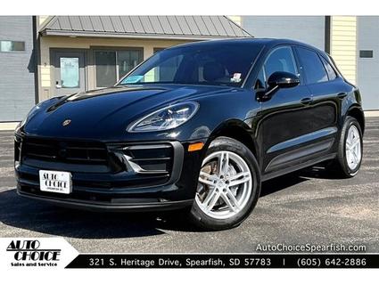 2024 Porsche Macan Spearfish SD