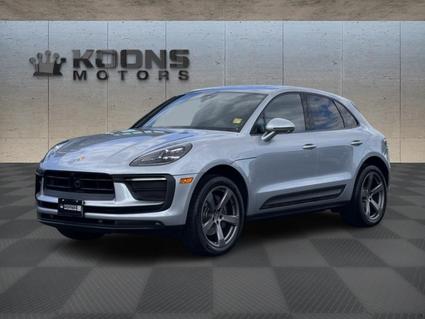 2024 Porsche Macan  