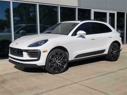 2024 Porsche Macan Destin FL