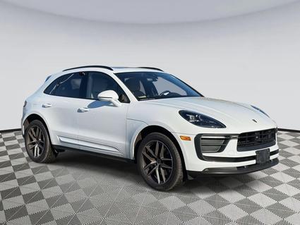 2024 Porsche Macan Chantilly VA