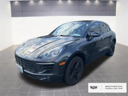 2017 Porsche Macan  
