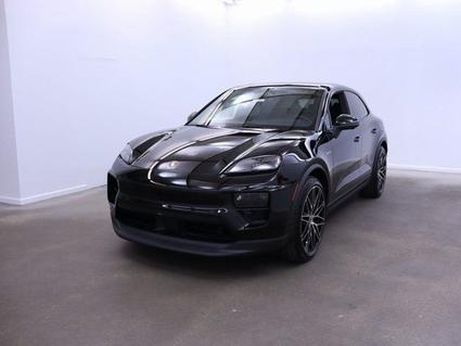 2025 Porsche Macan Montgomery AL