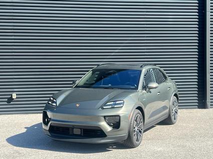 2025 Porsche Macan Columbia SC