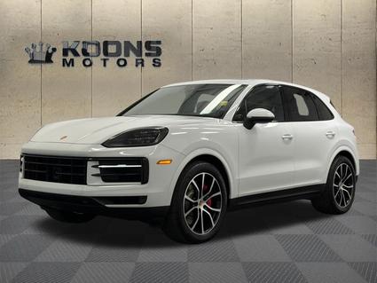2024 Porsche Cayenne  