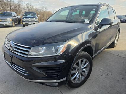 2016 Volkswagen Touareg Osage Beach MO