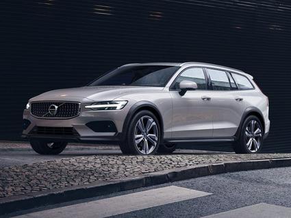 2021 Volvo V60 Cross Country Lynnwood WA