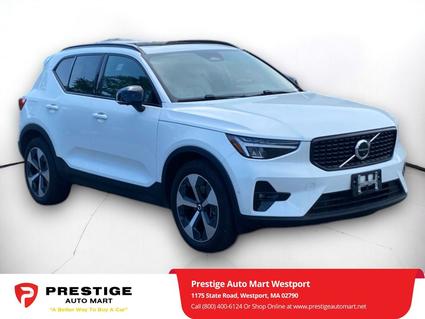 2023 Volvo XC40 Westport MA