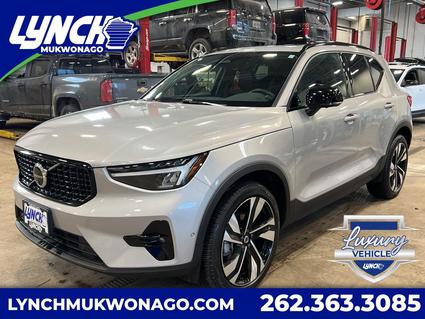 2025 Volvo XC40 Mukwonago WI