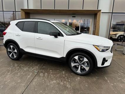 2026 Volvo XC40 Lynnwood WA