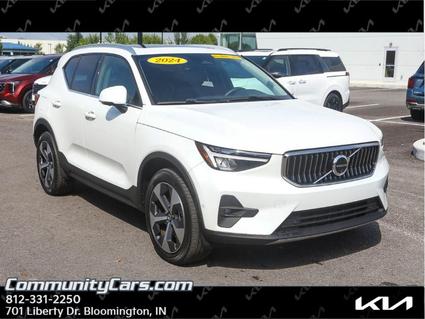 2024 Volvo XC40 Bloomington IN