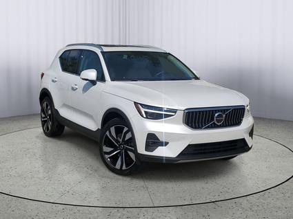 2025 Volvo XC40 Fort Myers FL