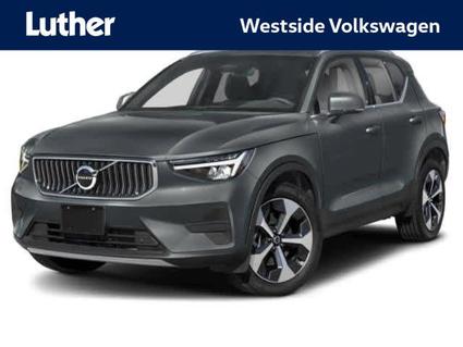 2025 Volvo XC40 Minneapolis MN