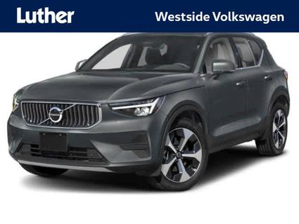 2025 Volvo XC40 Minneapolis MN