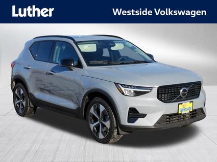 2024 Volvo XC40 Minneapolis MN
