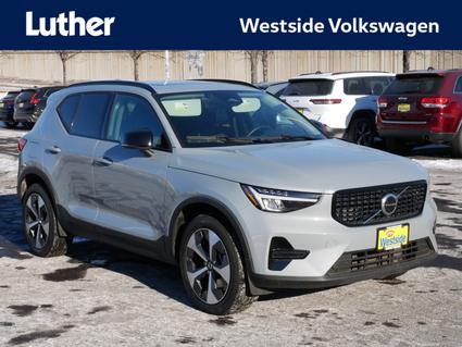 2024 Volvo XC40 Minneapolis MN