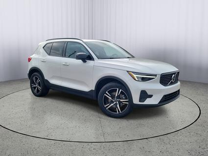 2026 Volvo XC40 Fort Myers FL