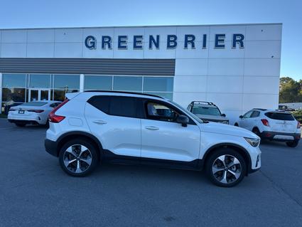 2024 Volvo XC40 Lewisburg WV