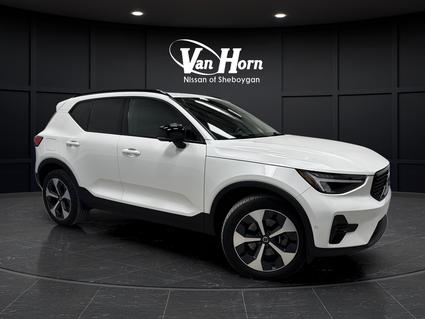 2024 Volvo XC40 Sheboygan WI