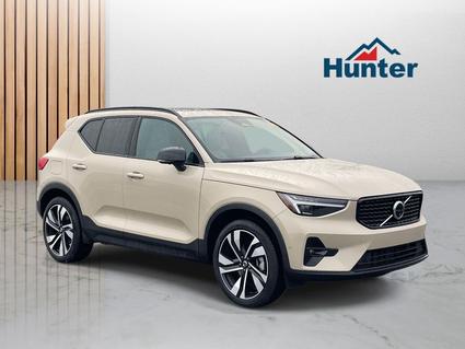 2025 Volvo XC40 Fletcher NC