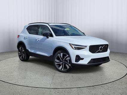 2026 Volvo XC40 Fort Myers FL