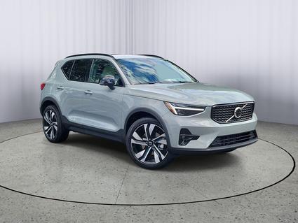 2026 Volvo XC40 Fort Myers FL