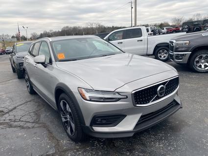 2025 Volvo V60 Cross Country Sparta TN