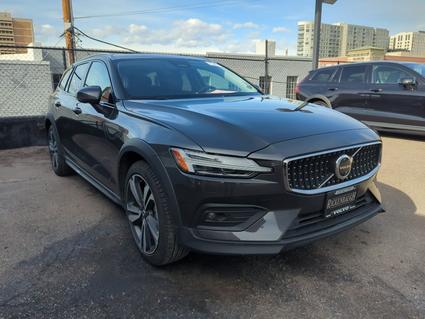2025 Volvo V60 Cross Country Denver CO