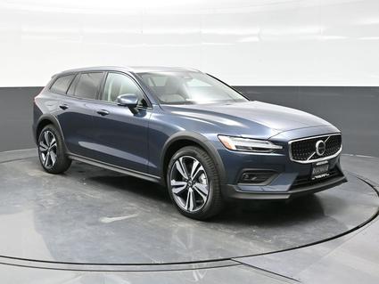 2026 Volvo V60 Cross Country Denver CO