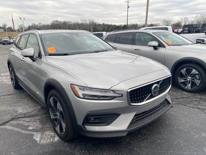 2025 Volvo V60 Cross Country Sparta TN