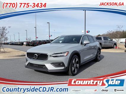2025 Volvo V60 Cross Country Jackson GA