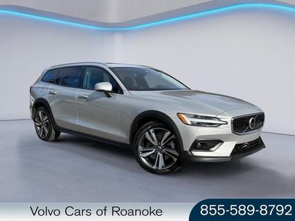 2025 Volvo V60 Cross Country Roanoke VA