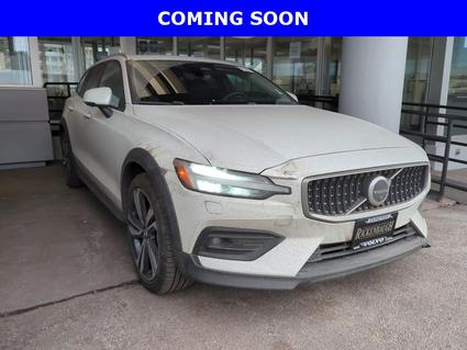 2025 Volvo V60 Cross Country Denver CO