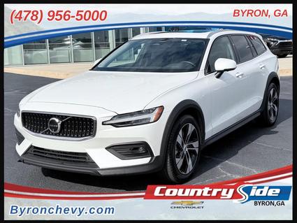 2025 Volvo V60 Cross Country Byron GA