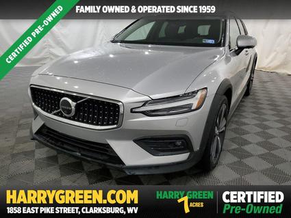 2025 Volvo V60 Cross Country Clarksburg WV