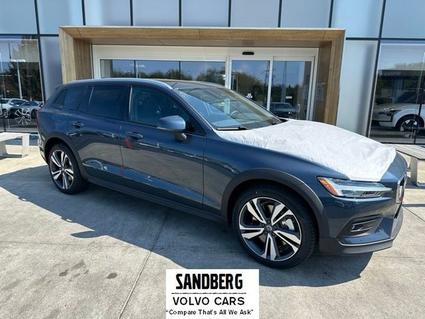2026 Volvo V60 Cross Country Lynnwood WA
