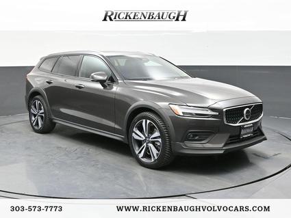 2025 Volvo V60 Cross Country Denver CO