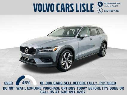 2025 Volvo V60 Cross Country Lisle IL