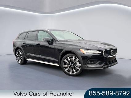 2025 Volvo V60 Cross Country Roanoke VA