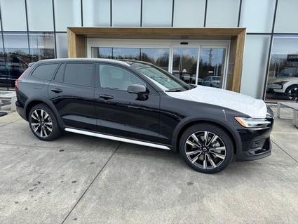 2026 Volvo V60 Cross Country Lynnwood WA