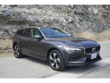 2024 Volvo V60 Cross Country Cathedral City CA