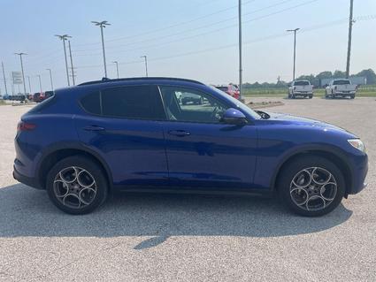 2022 Alfa Romeo Stelvio Staunton IL